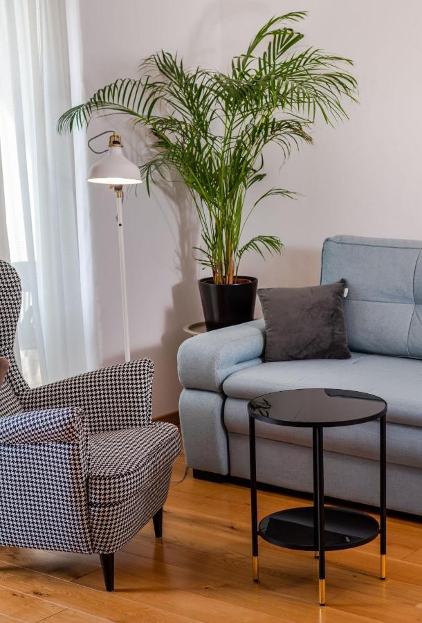 Solu Apartment Promajna Luaran gambar