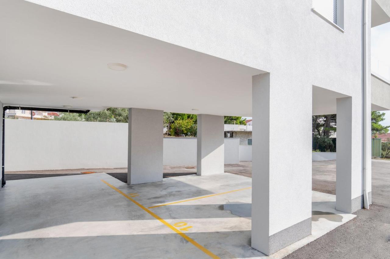 Solu Apartment Promajna Luaran gambar